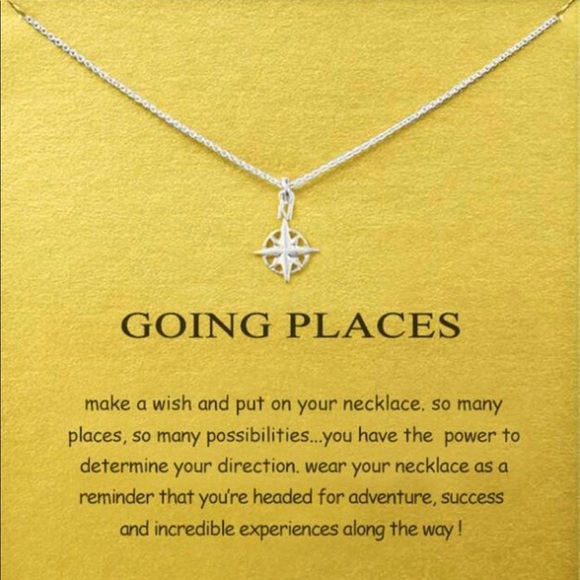 Jewelry - Silver Compass Short Chain Pendant Necklace